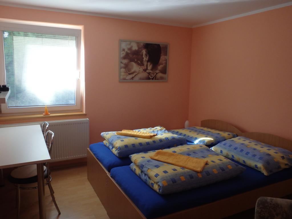 Privat Jan Veres Rajecke Teplice Exterior photo